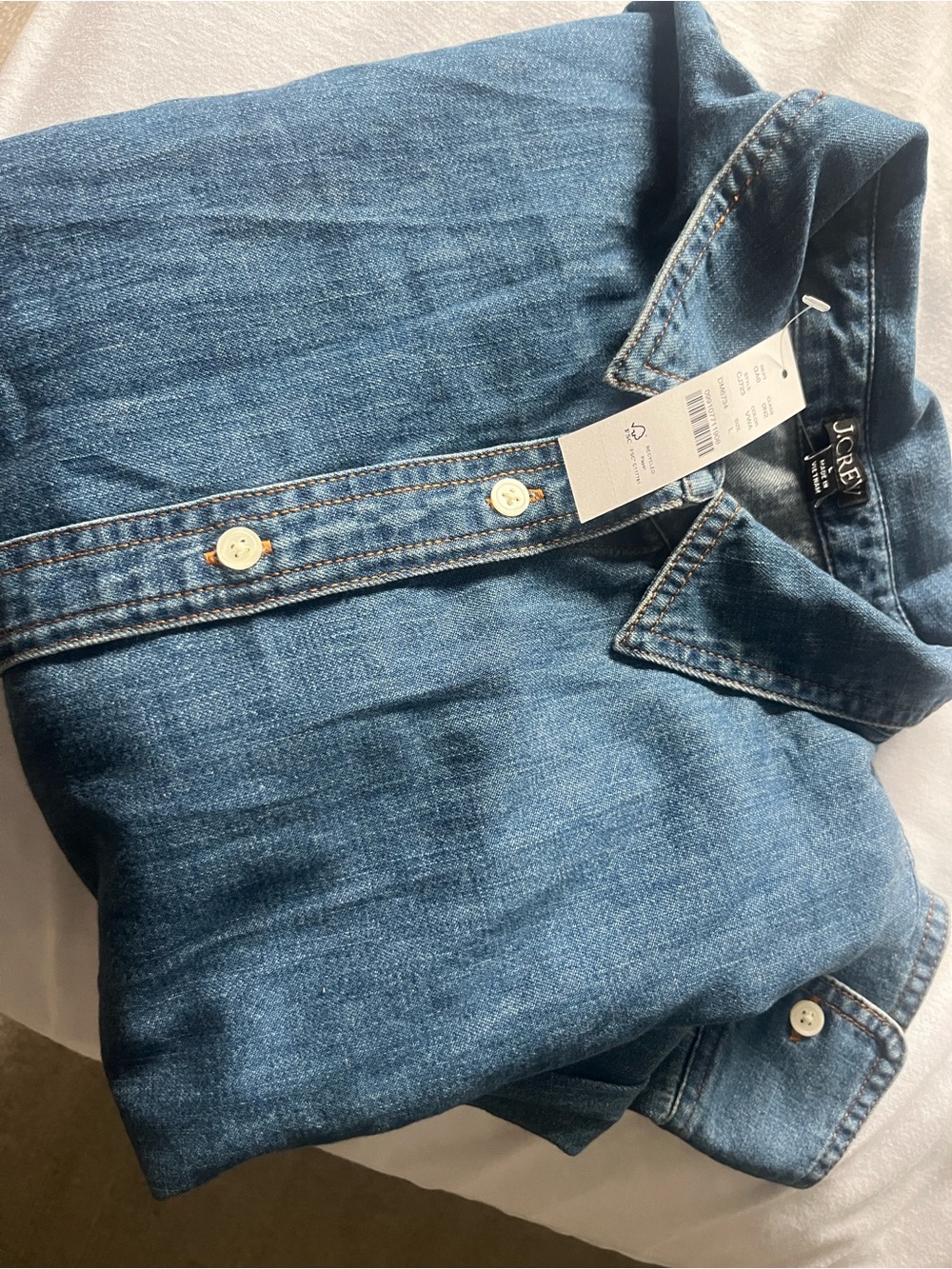 NWT J.Crew Étienne cropped button-up shirt in chambray - Picture 3 of 5